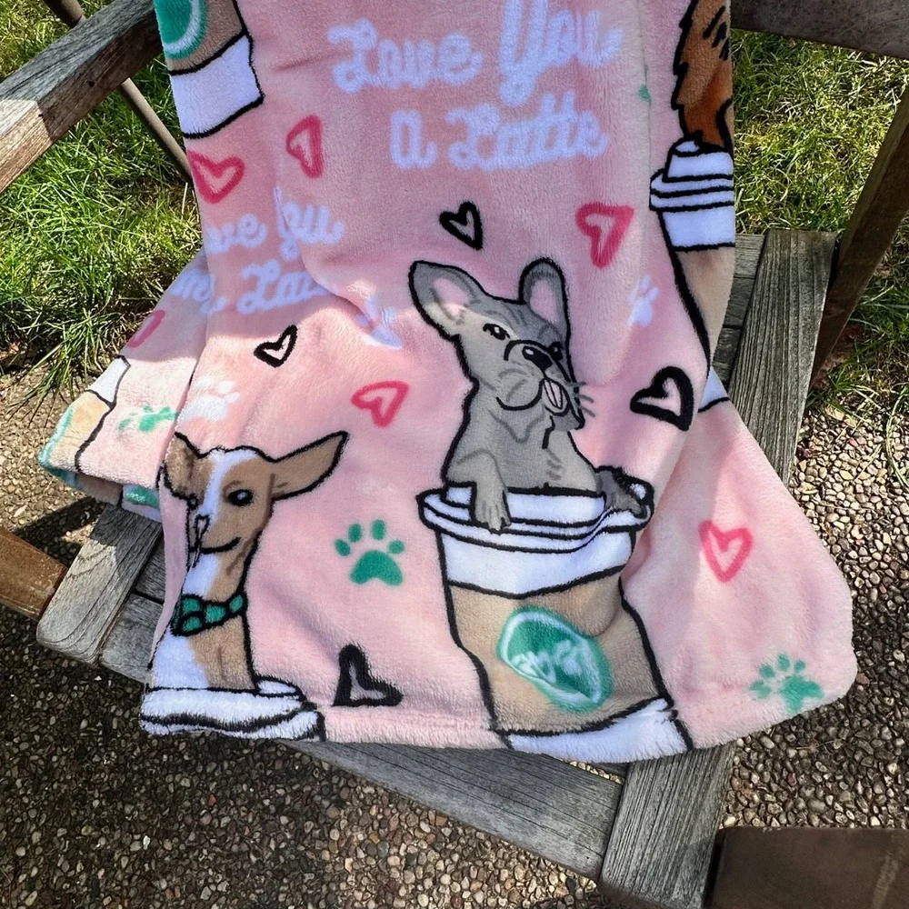 Pickle & Dot Frenchie Chihuahua Latte Lovers Plush Throw Blanket 60x70 Pink